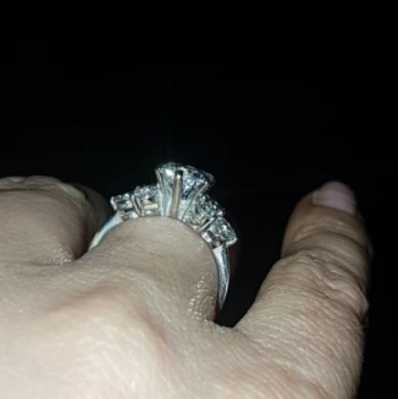 NWT Cz Stainless Steel Cz Engagement Ring Size 5 - Picture 7 of 8